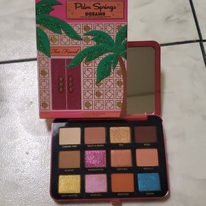 Too Faced Eyeshadow Pallet
